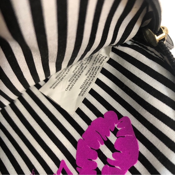 Women’s Betsey Johnson Luv Betsey Black Cat Wristlet Clutch Pouch - Picture 4 of 4